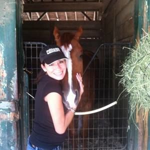 Meet your Posher, Sarina